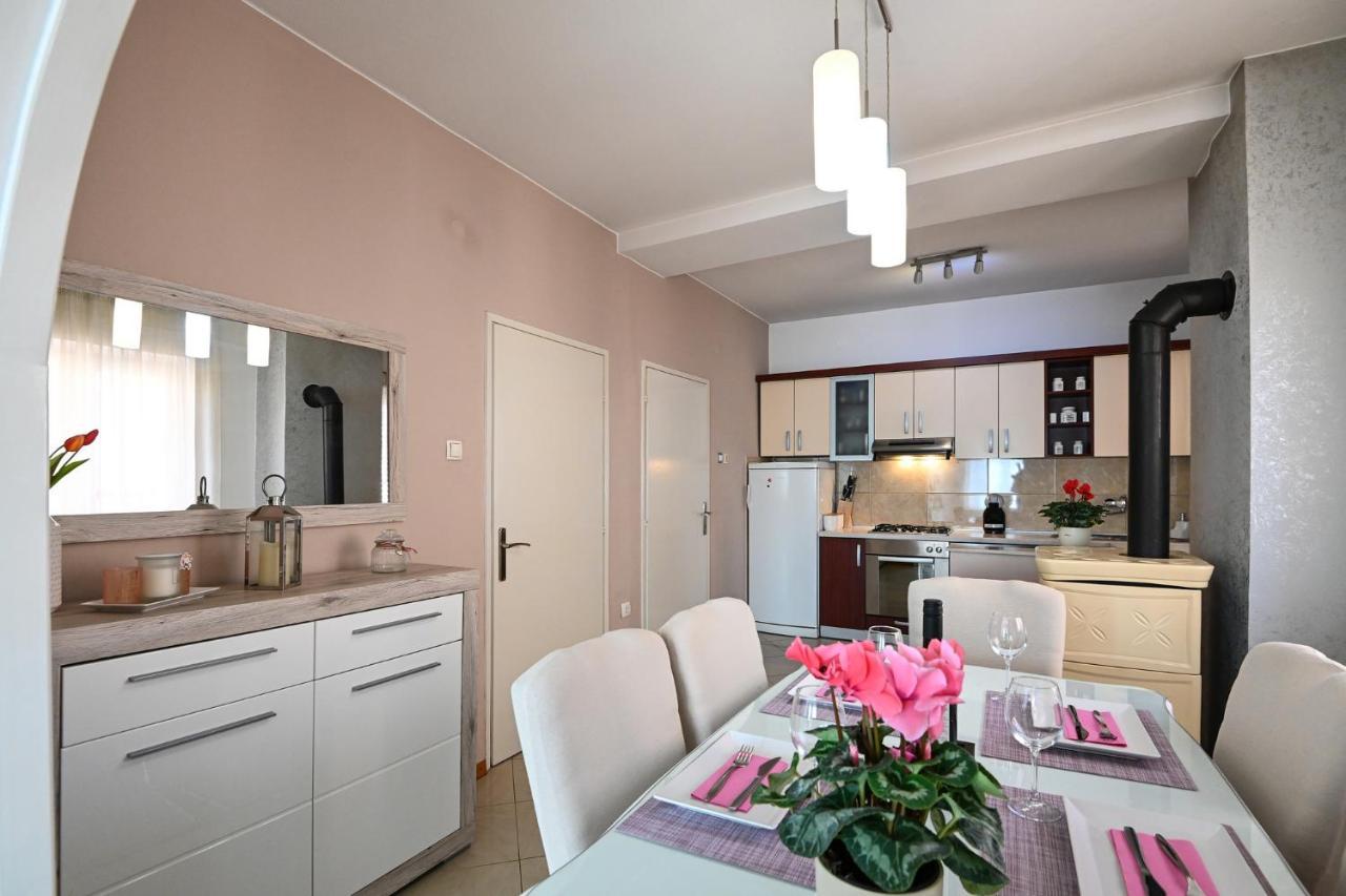 Apartment Irena 珀塞达耶 外观 照片