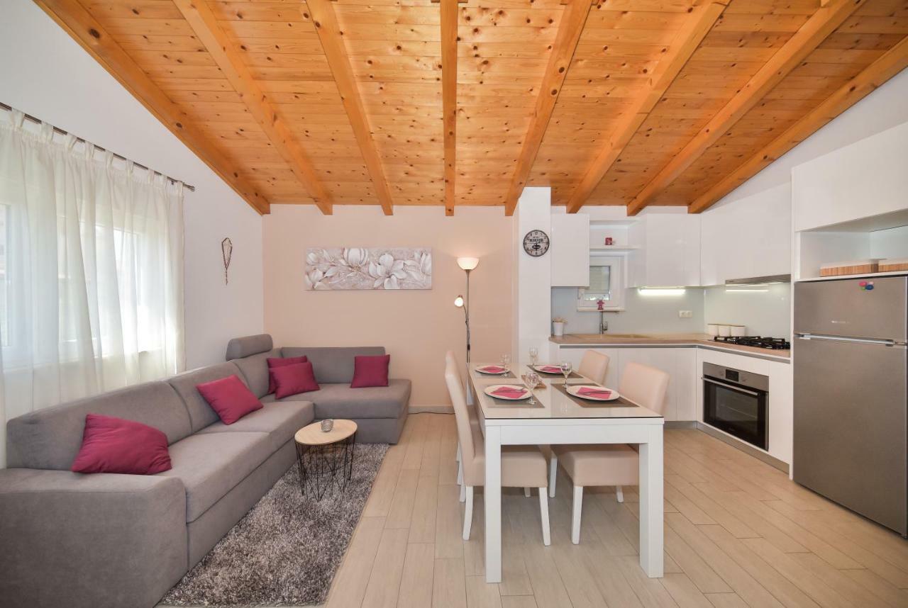 Apartment Irena 珀塞达耶 外观 照片